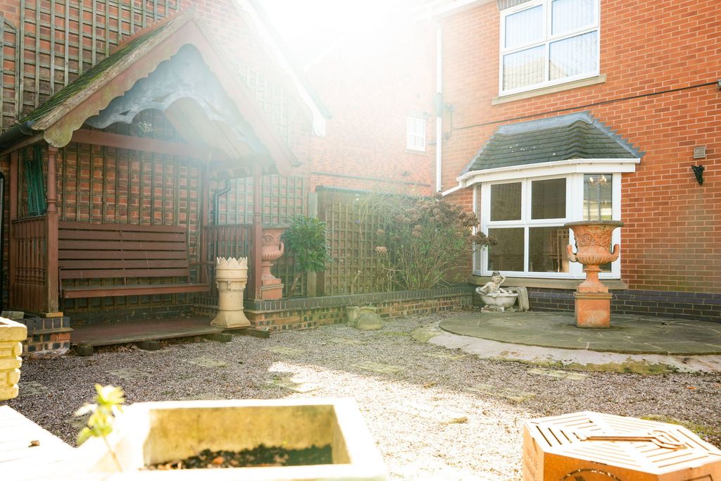 Additional image 35 of 5 bed detached house for saleWallace Court, Cheslyn Hay, Walsall WS6