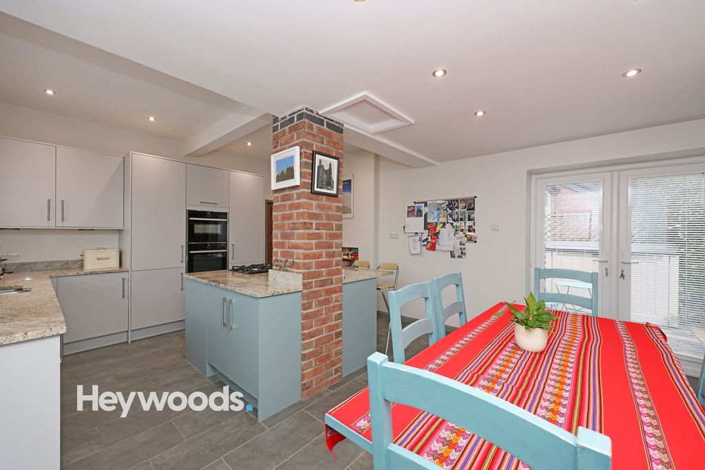 Additional image 12 of 3 bed semi-detached house for saleSeagrave Place, Westlands, Newcastle Under Lyme ST5