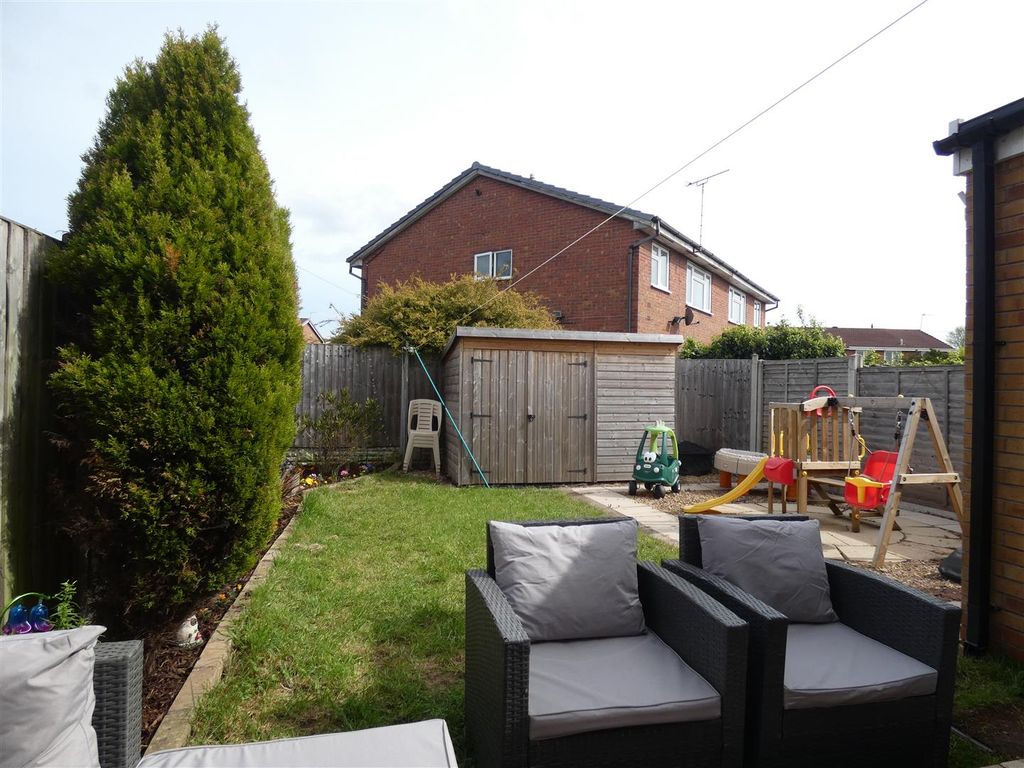 Additional image 15 of 3 bed semi-detached house for saleConway Close, Stretton, Burton On Trent DE13