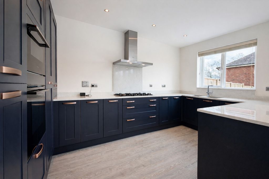 Additional image 9 of 5 bed detached house for saleAdbaston Close, Tamworth B77