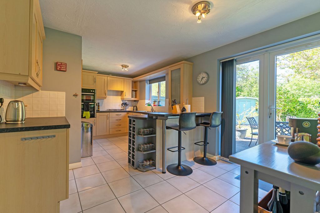 Additional image 6 of 4 bed detached house for saleSummers Way, Market Harborough, Leicestershire LE16