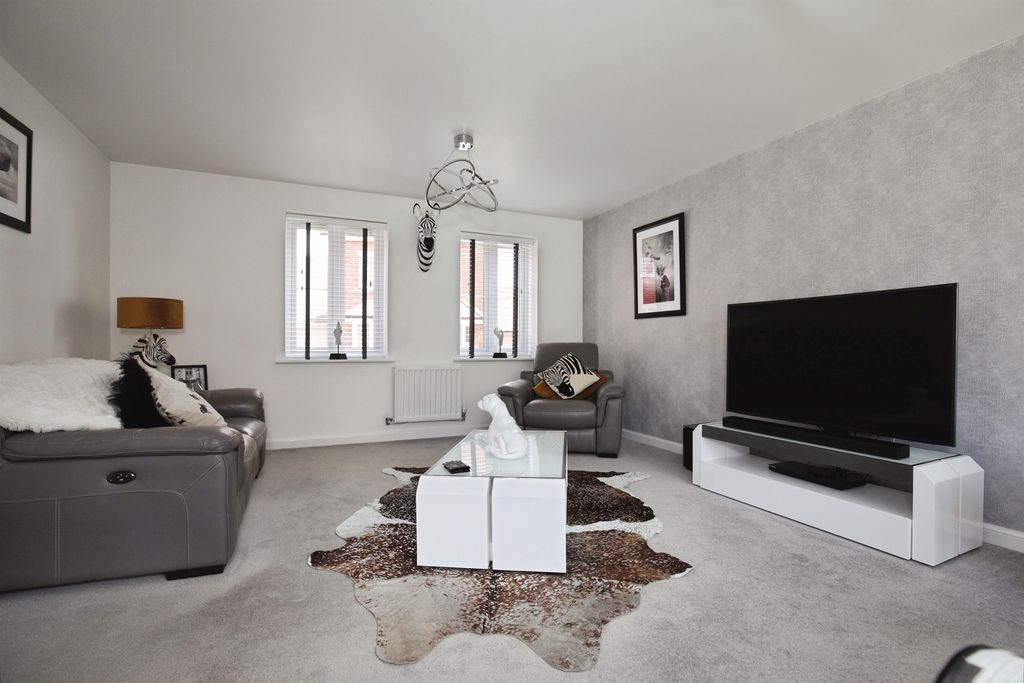 Additional image 4 of 4 bed detached house for saleBeckingham Road, Amesbury, Salisbury SP4
