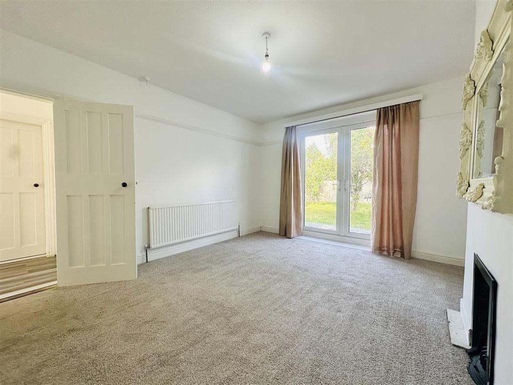 Additional image 12 of 2 bed semi-detached bungalow for saleLoughborough Road, Birstall, Leicester LE4