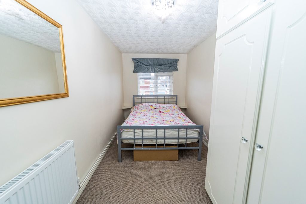 Additional image 18 of 4 bed semi-detached house for saleOriel Drive, Syston, Leicester LE7