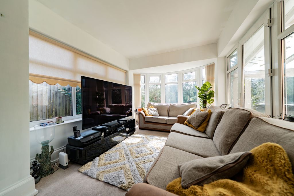 Additional image 5 of 4 bed detached bungalow for saleAbbots Road North, Humberstone, Leicestershire LE5