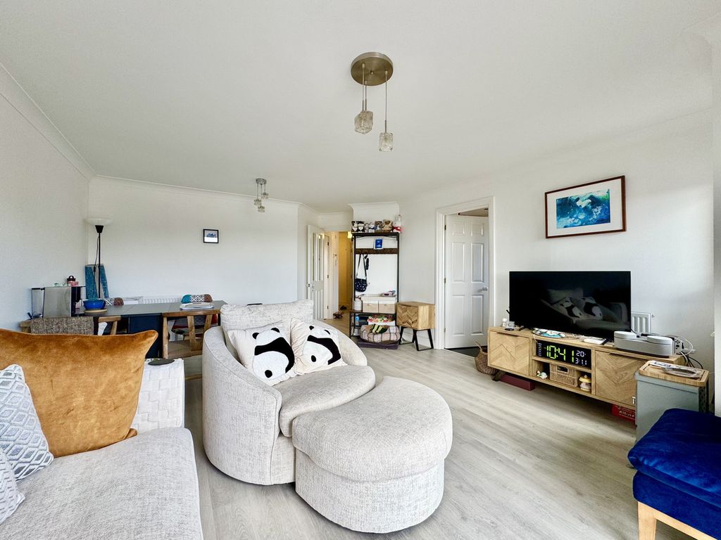 2 bed flat for saleHaven Road, Exeter EX2 photo 4