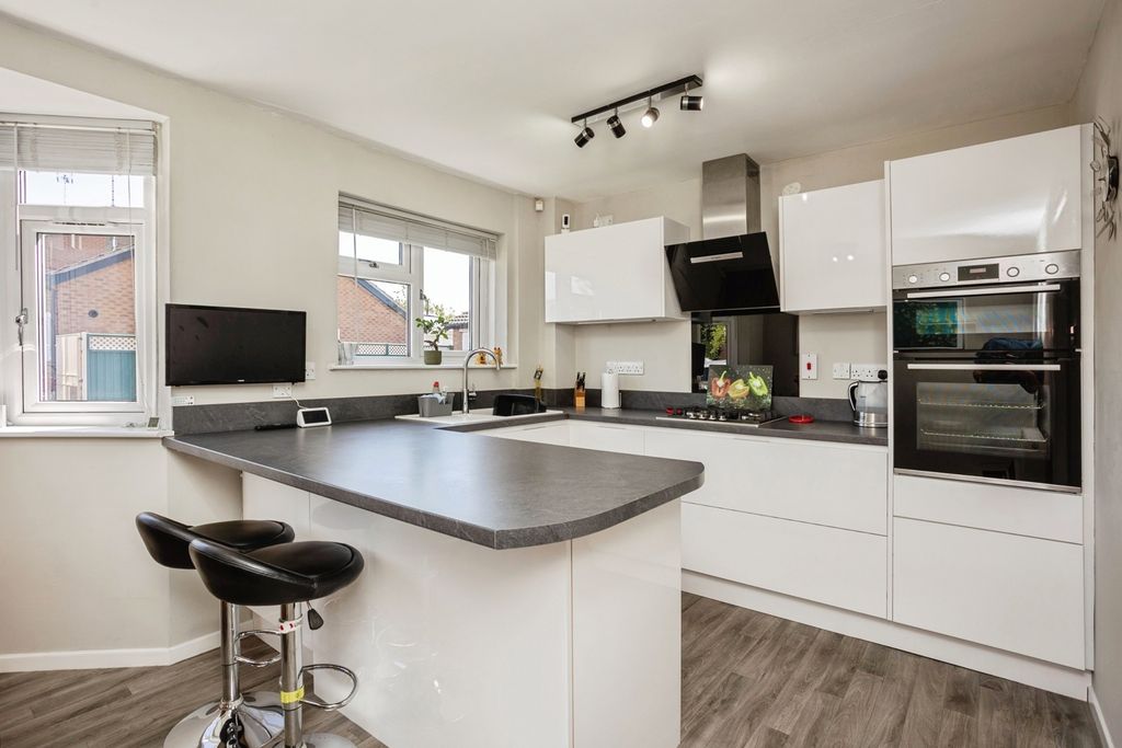 Additional image 3 of 3 bed detached house for saleDickens Close, Sileby, Loughborough, Leicestershire LE12