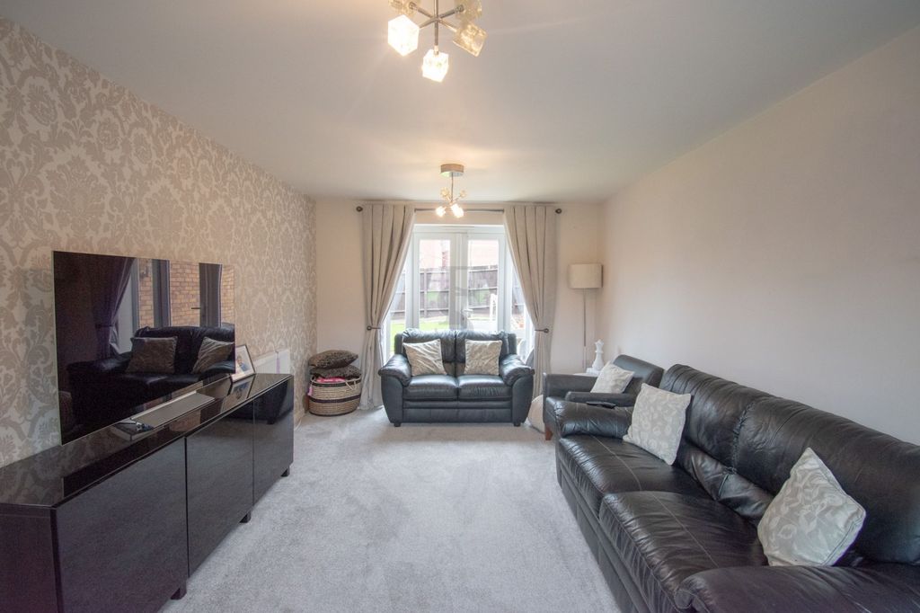 Additional image 3 of 4 bed detached house for saleSaxthorpe Road, Hamilton LE5