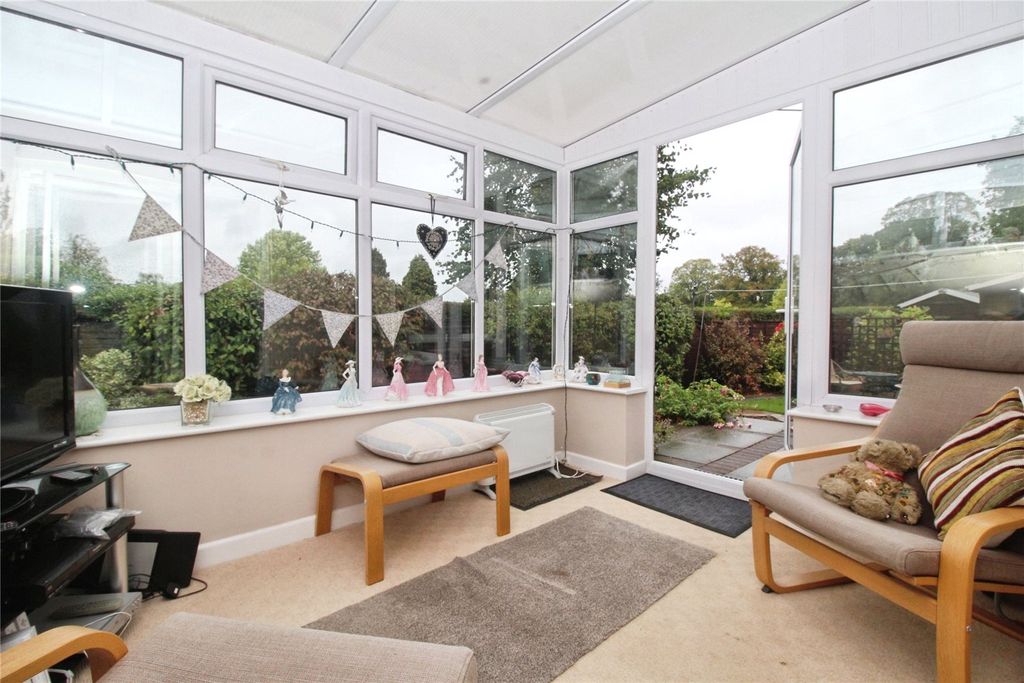 Additional image 6 of 3 bed semi-detached house for saleDean Close, Hinckley, Leicestershire LE10