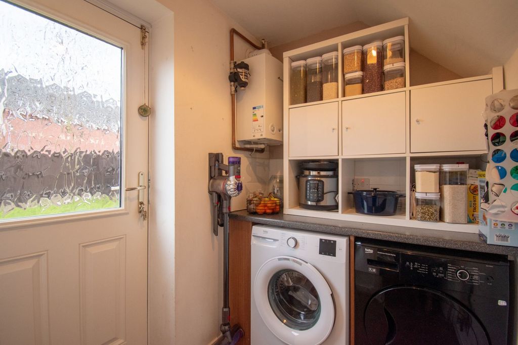 Additional image 5 of 4 bed detached house for saleSaxthorpe Road, Hamilton LE5
