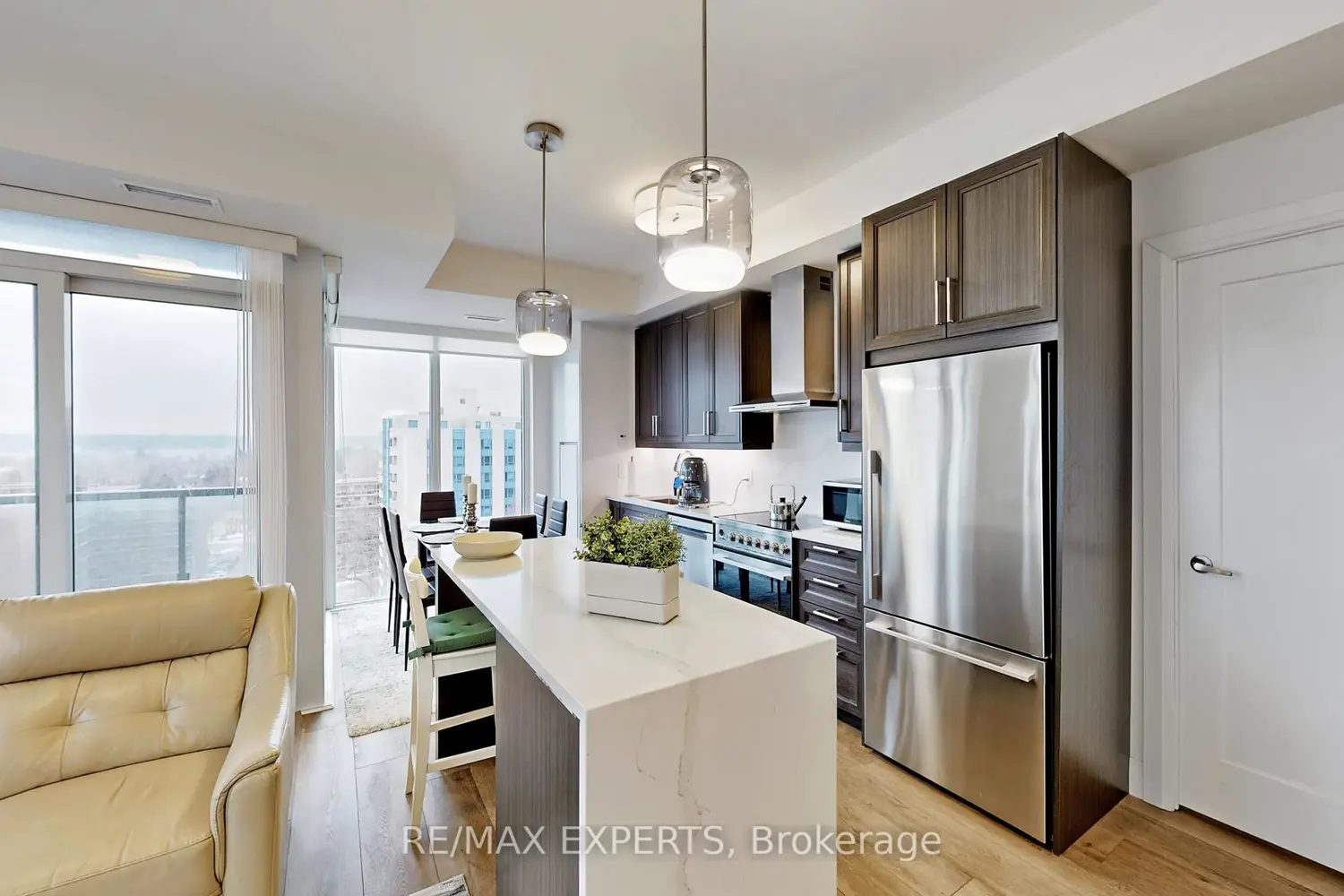 Additional image 4 of 500 Brock Avenue 1007