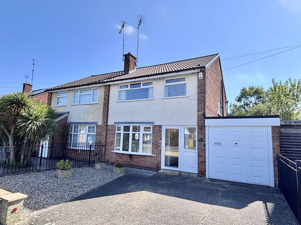 3 bed semi-detached house for saleLubbesthorpe Road, Leicester, Leicestershire. LE3