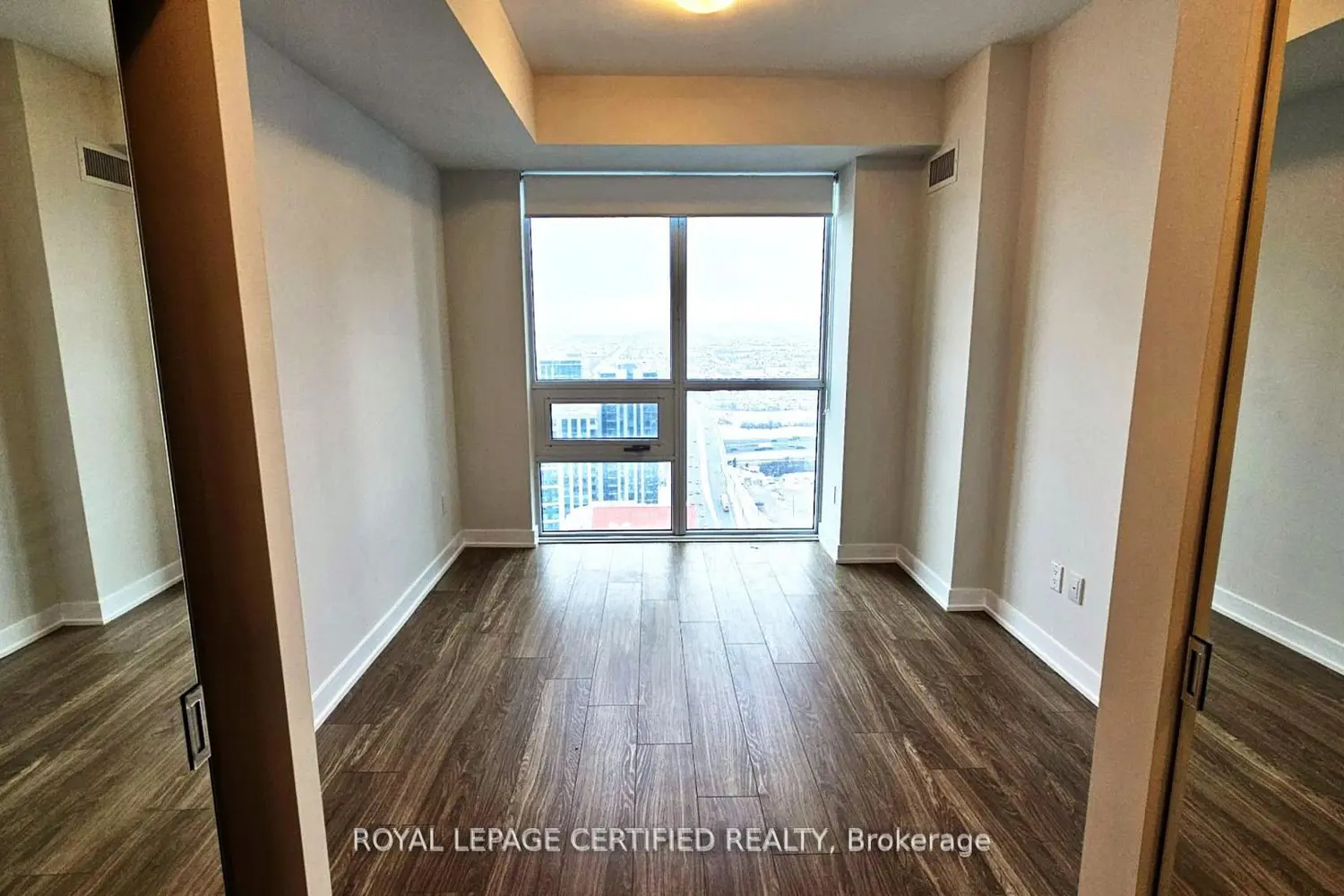 Additional image 10 of 430 Square One Drive 3011