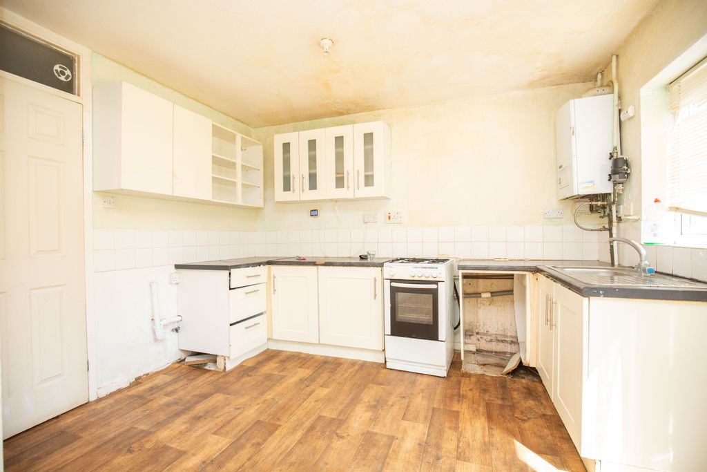 Additional image 6 of 3 bed end terrace house for saleEdale, Wilnecote, Tamworth B77
