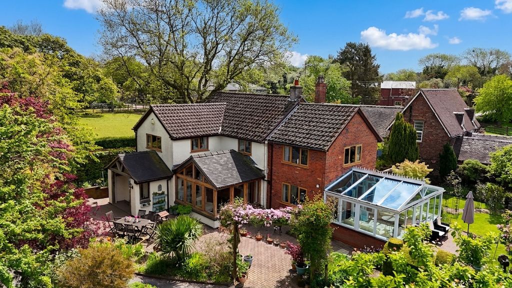 4 bed detached house for saleStowe-By-Chartley, Stafford ST18