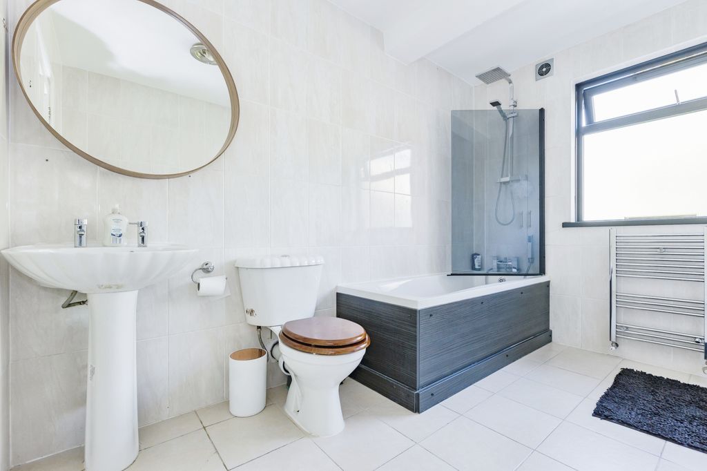 Additional image 7 of 4 bed detached house for saleAylestone Drive, Leicester, Leicestershire LE2