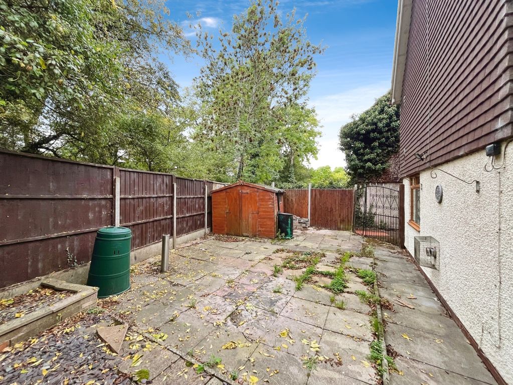 Additional image 16 of 4 bed semi-detached house for saleBlue Gates Road, Leicester, Leicestershire LE4