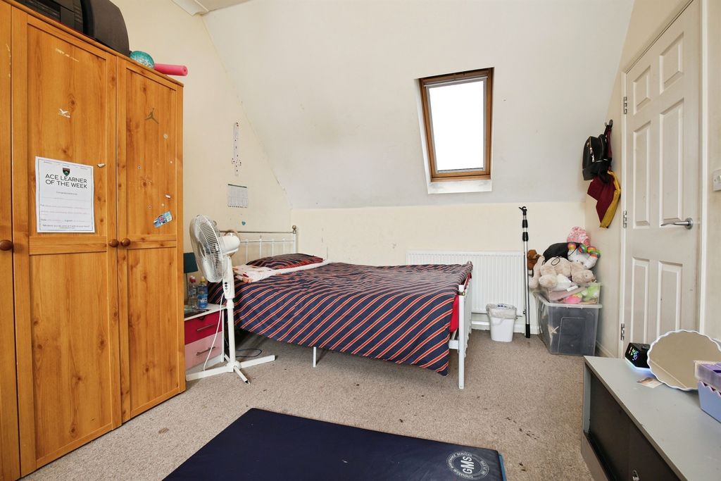 Additional image 8 of 3 bed semi-detached house for saleRoses Lane, Salisbury SP4