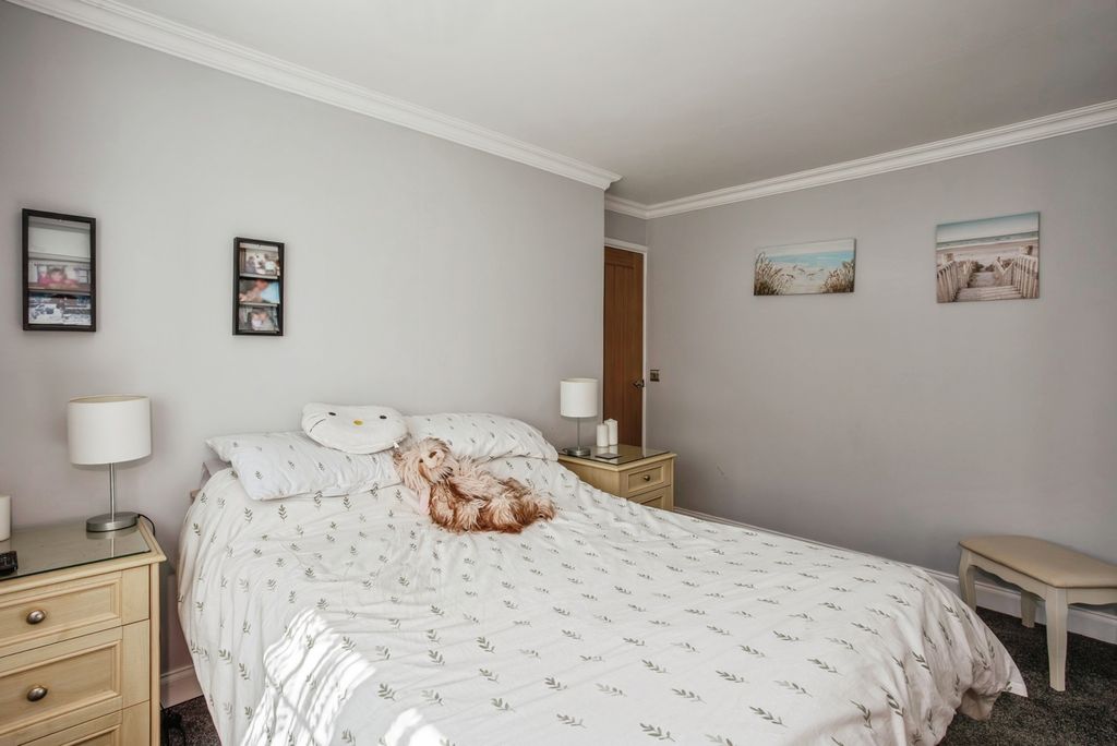 Additional image 12 of 3 bed semi-detached house for saleFrancis Drive, Loughborough, Leicestershire LE11