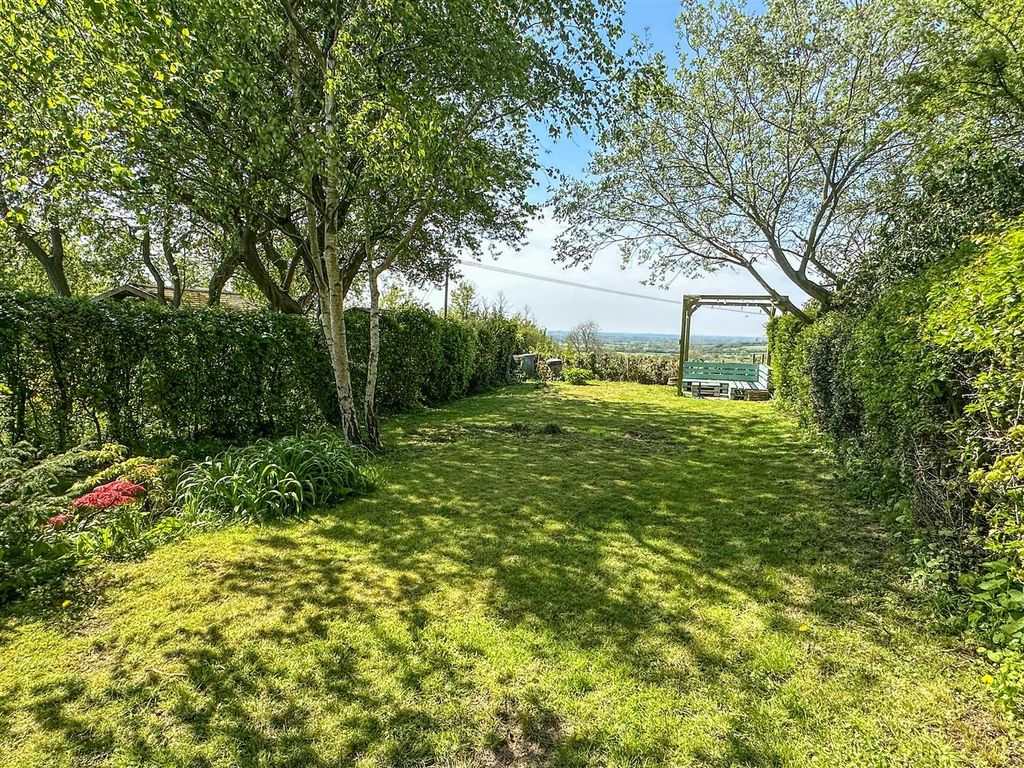 Additional image 17 of 4 bed semi-detached house for saleCallow Hill, Brinkworth, Chippenham SN15