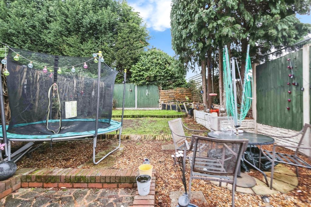 Additional image 16 of 3 bed semi-detached house for saleWolverhampton Road, Kingswinford DY6