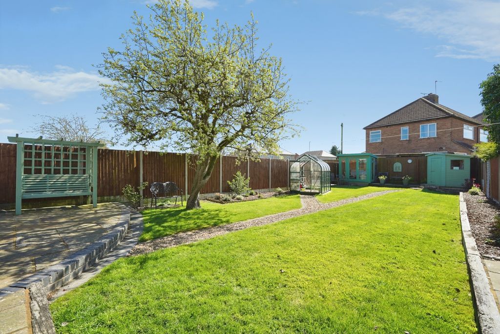 Additional image 2 of 3 bed semi-detached house for saleHenhurst Hill, Burton-On-Trent, Staffordshire DE13