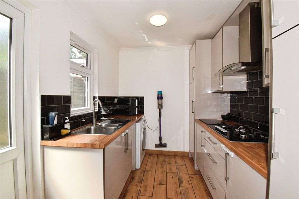 Additional image 4 of 3 bed semi-detached house for saleGlenborne Road, Leicester, Leicestershire LE2