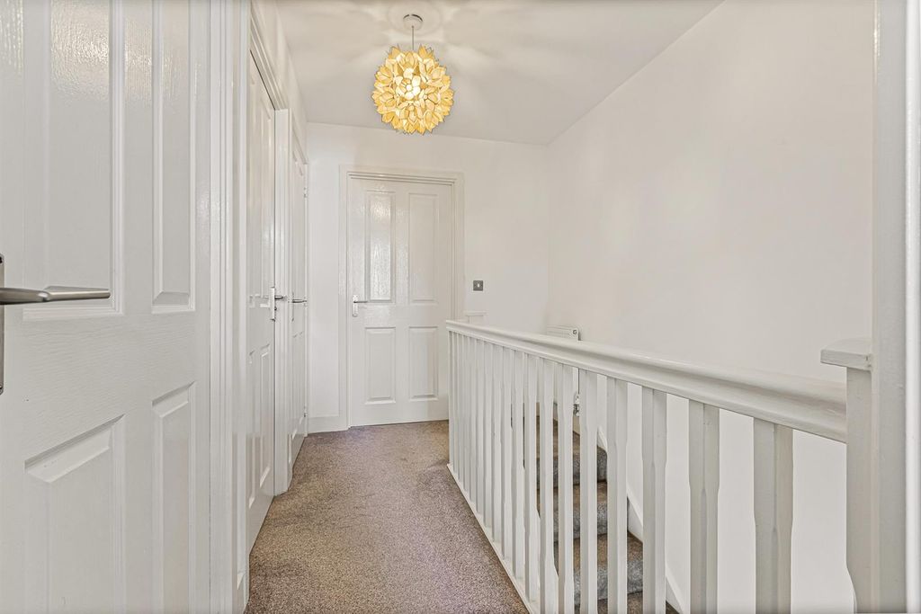 Additional image 13 of 5 bed end terrace house for saleElm Tree Court, Leicester LE2