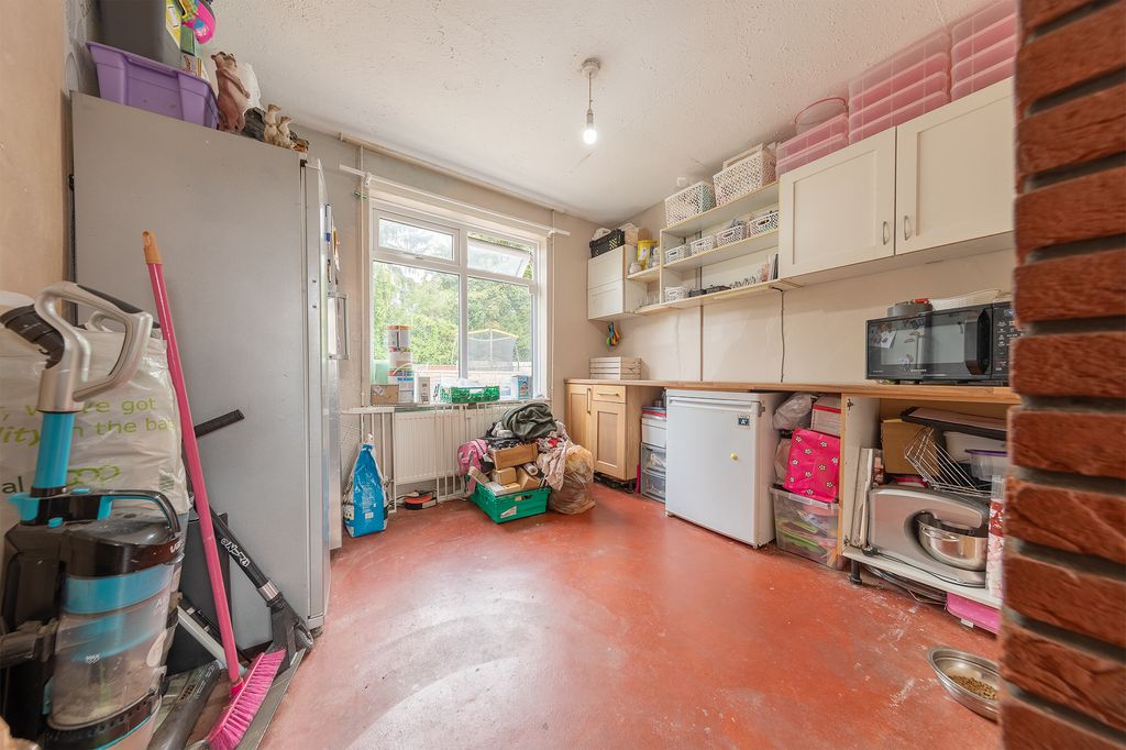 Additional image 5 of 3 bed semi-detached house for saleAllexton Gardens, Leicester LE3