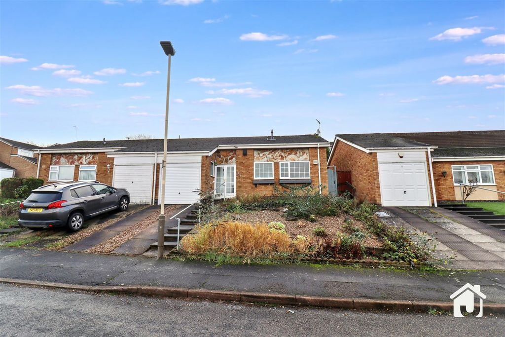 2 bed semi-detached bungalow for saleJessop Close, Leicester LE3
