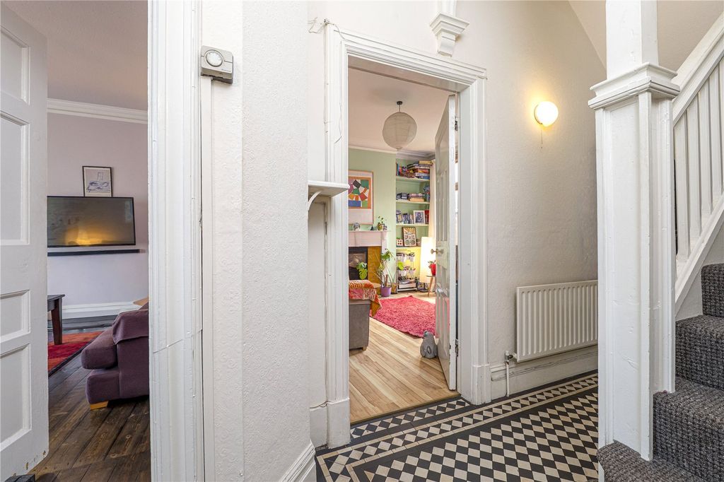 Additional image 20 of 5 bed terraced house for saleVictoria Park Road, Stoneygate, Leicester LE2