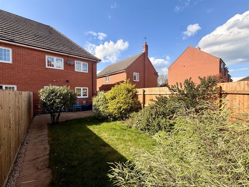Additional image 21 of 3 bed end terrace house for saleThreadcutters Way, Shepshed, Loughborough LE12