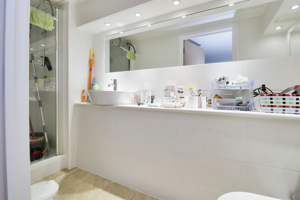 Additional image 13 of 2 bed flat for saleLee Street, Leicester LE1