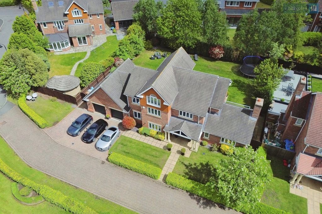 Additional image 29 of 7 bed detached house for saleHampstead Drive, Weston, Crewe, Cheshire CW2