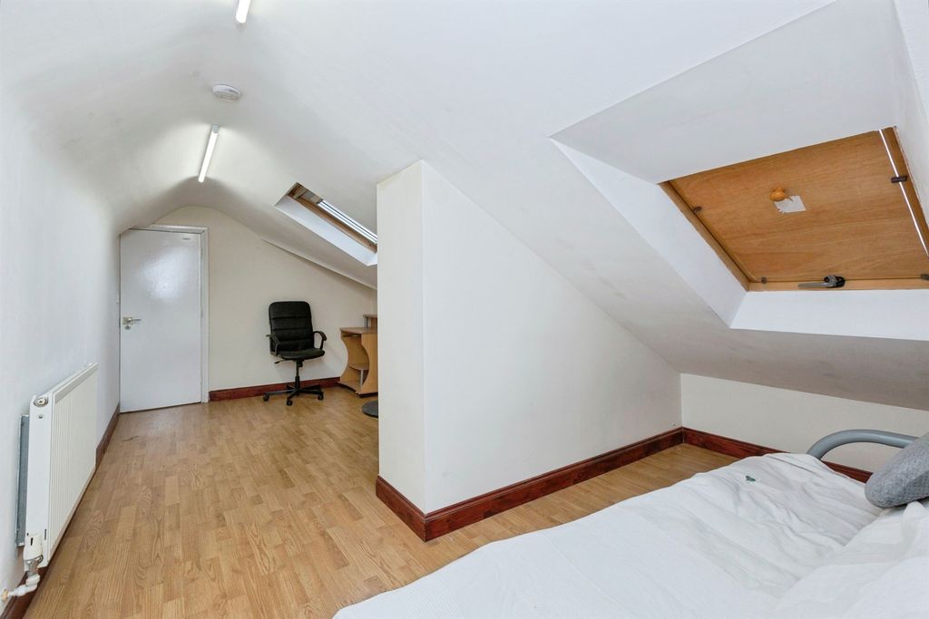 Additional image 16 of 4 bed end terrace house for saleWilberforce Road, Leicester LE3