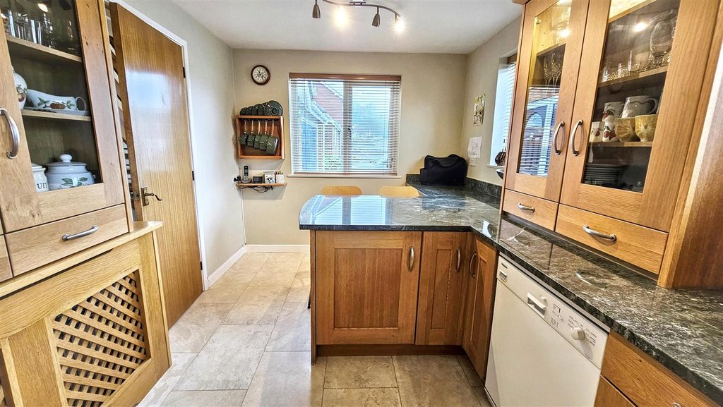 Additional image 21 of 4 bed detached house for salePulford Drive, Thurnby LE7
