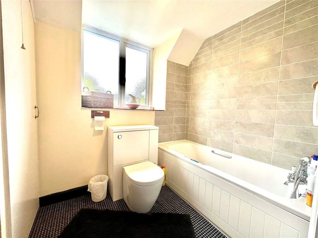 Additional image 14 of 3 bed semi-detached house for salePriors Hill, Wroughton, Swindon SN4
