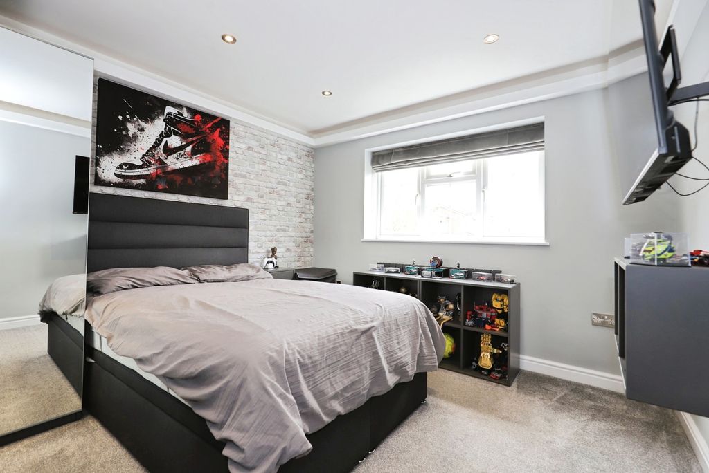 Additional image 15 of 5 bed detached house for saleRaglan Avenue, Perton Wolverhampton, Staffordshire WV6