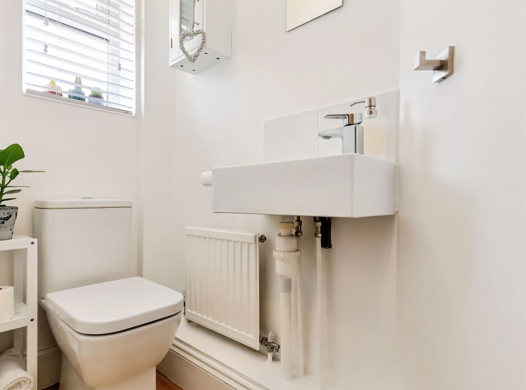 Additional image 10 of 3 bed semi-detached house for saleClover Gardens, Stamford PE9