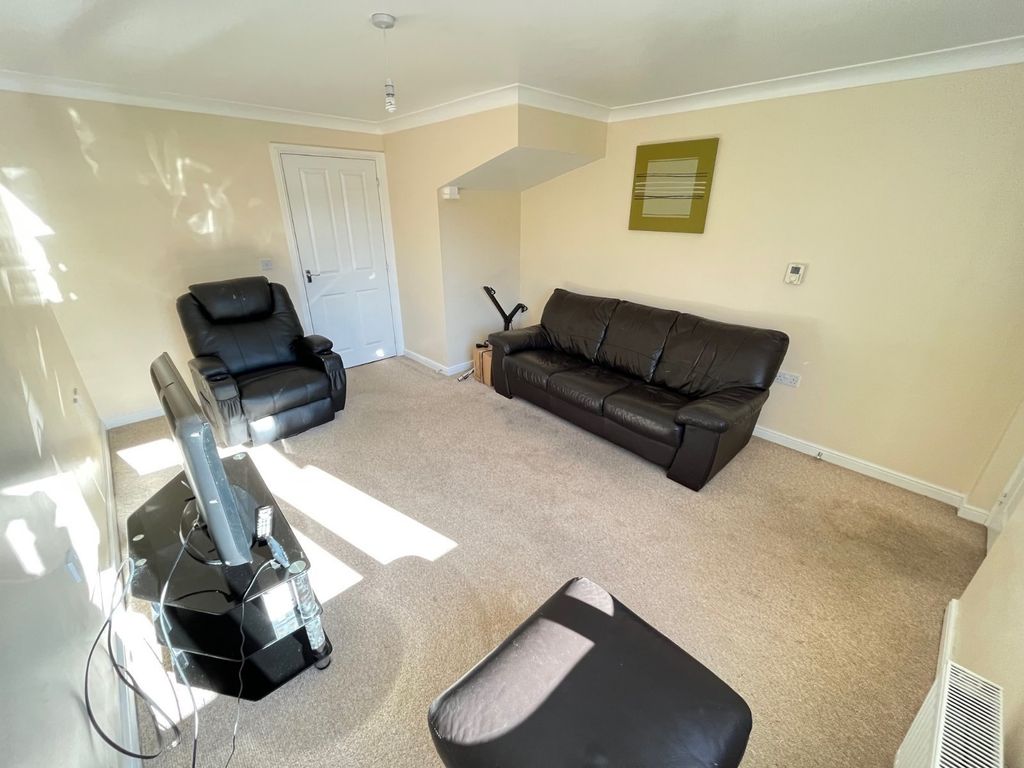 Additional image 7 of 3 bed detached house for saleGreylag Gate, Newcastle, Staffordshire ST5