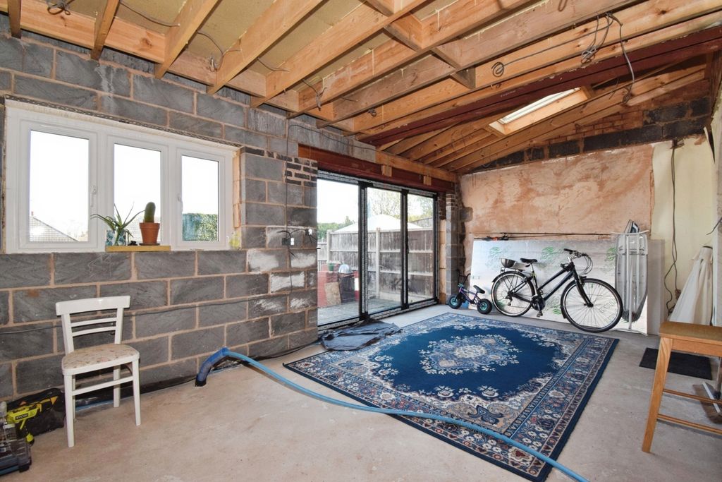 Additional image 11 of 3 bed semi-detached house for saleMere Road, Wigston, Leicestershire LE18