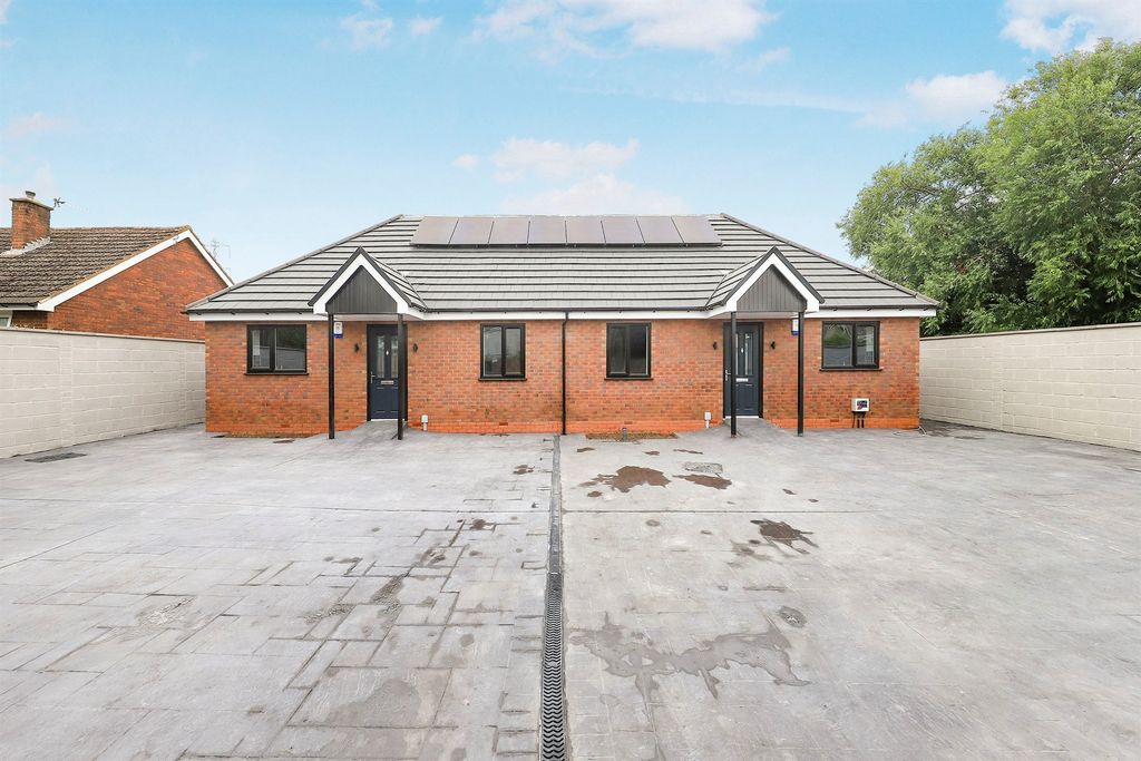 Additional image 14 of 2 bed semi-detached bungalow for saleSunset Close, Coven, Wolverhampton WV9