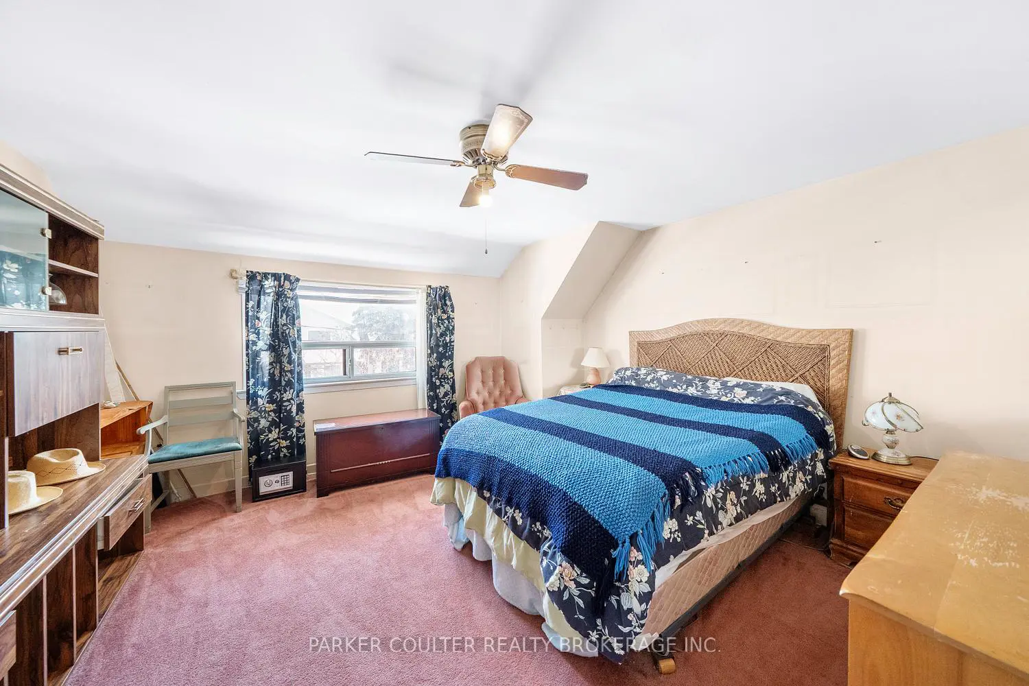 Additional image 15 of 26 Larchmount Avenue