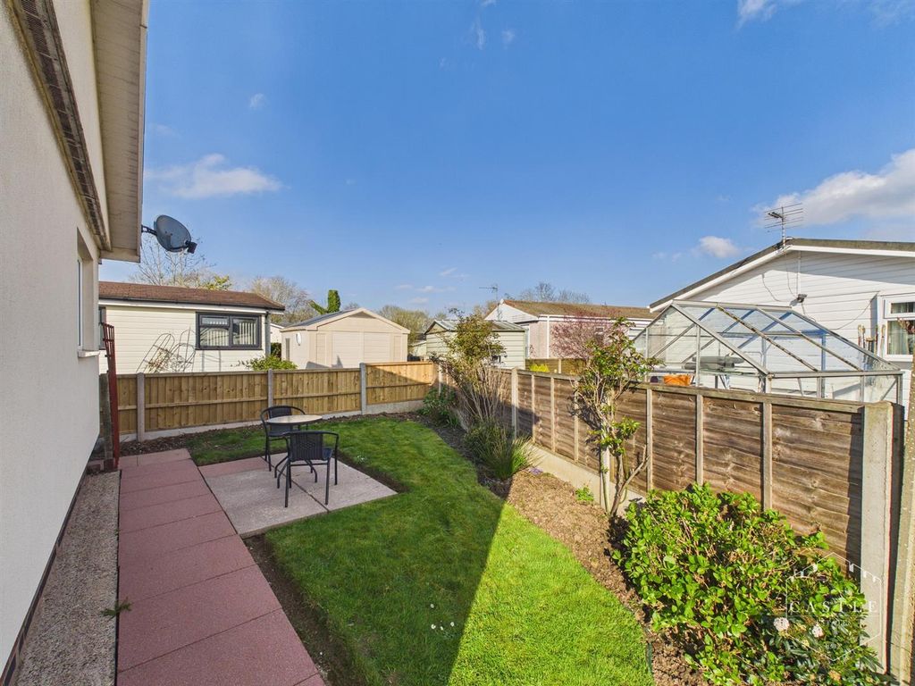 Additional image 18 of 2 bed detached bungalow for saleSpringfield Park, Wykin Road, Hinckley LE10