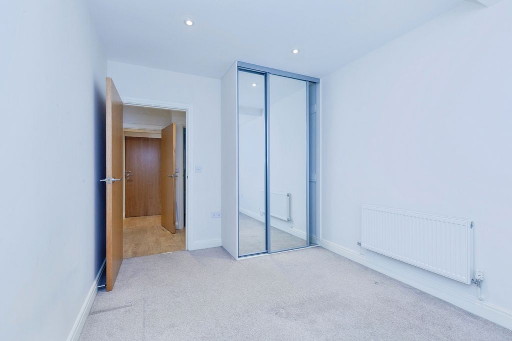 Additional image 7 of 1 bed flat for saleDe Montfort Street, Leicester, Leicestershire LE1