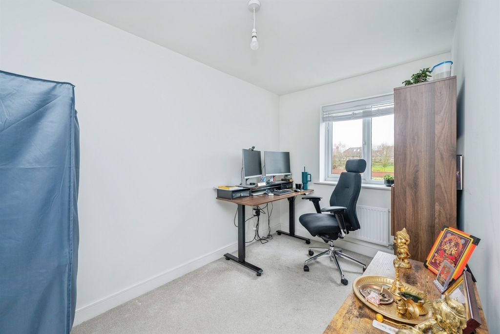 Additional image 15 of 3 bed semi-detached house for saleGallimore Drive, Lichfield WS14