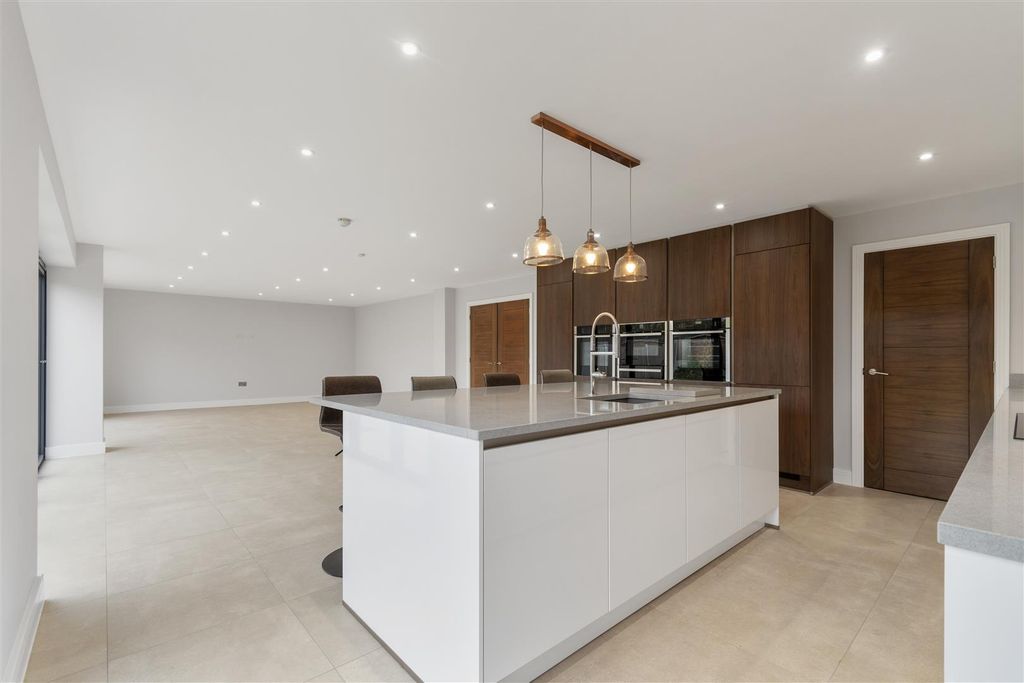 Additional image 9 of 5 bed detached house for saleHazel Lane, Walsall WS6