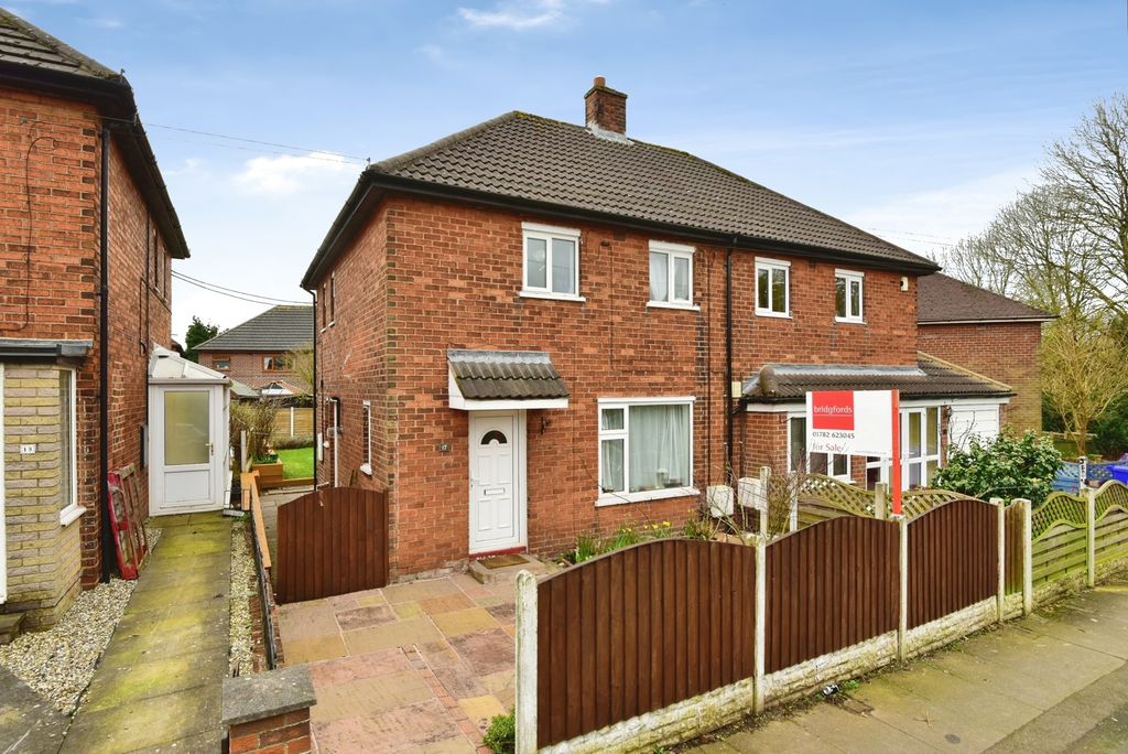 3 bed semi-detached house for saleLeaside Road, Stoke-On-Trent, Staffordshire ST4