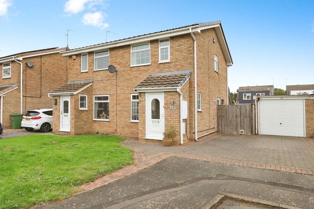 2 bed semi-detached house for saleEgelwin Close, Perton Wolverhampton, Staffordshire WV6