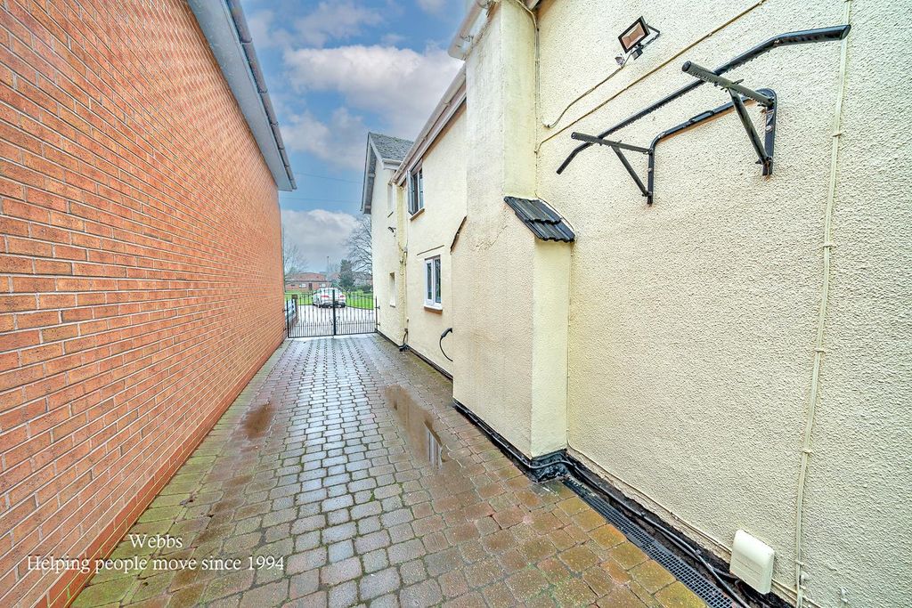 Additional image 36 of 5 bed detached house for saleThe Green, Weston, Stafford ST18